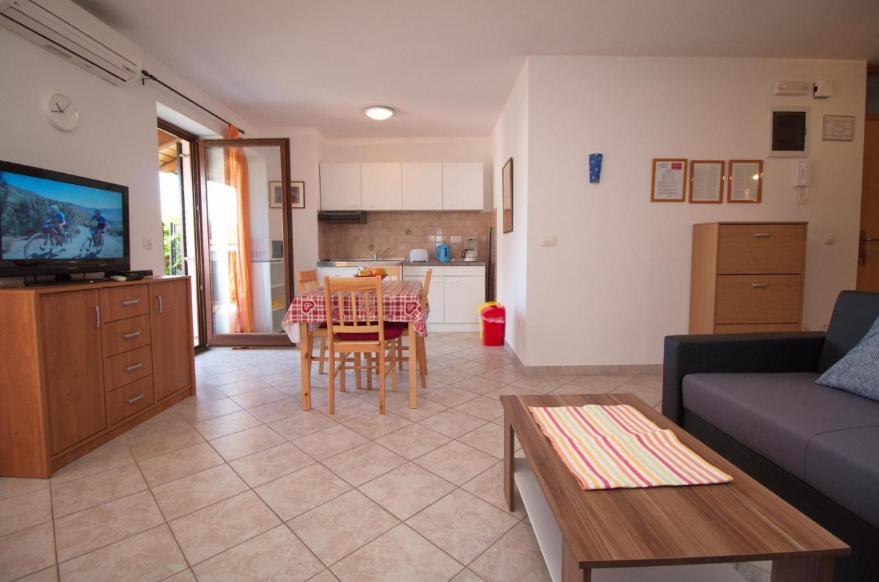 Apartments Lidija Rovinj Buitenkant foto